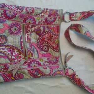 Vera Bradley Bags - Vera Bradley crossover Vera Bradley Bags - Vera Bradley crossover